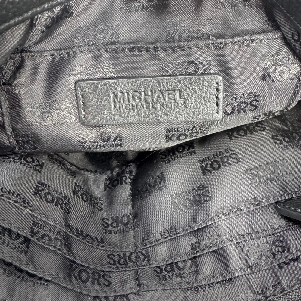 Michael Kors Black Leather Shoulder Bag Gold Hardware Clutch‎ Removable Strap